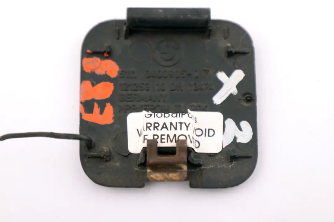 Œil De Remorquage À Rabat Pare Chocs Arrière Noir pour BMW X3 E83 à propos du numéro de pièce 3400905 BMW X3 E83 Œil De Remorquage À Rabat Pare Chocs Arrière Noir - SKU 3400905 - Numéro de pièce 3400905