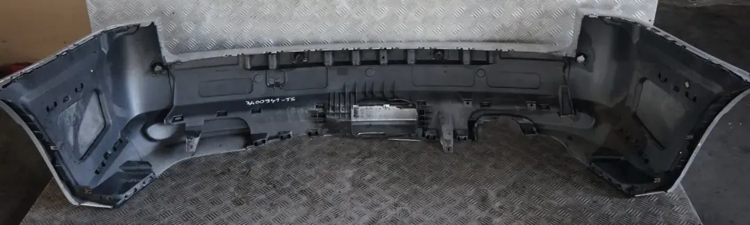 Zderzak tylny tył pdc titansilber do BMW E83 X3 o numerze 3400941 BMW E83 X3 Zderzak tylny tył pdc titansilber - SKU 3400941-TS - Numer Części 3400941