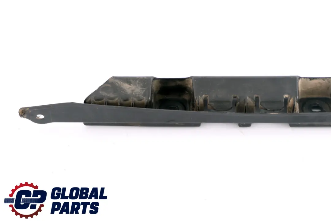 Wspornik ślizg zderzaka prawy tył do BMW E83 X3 o numerze 3400954 BMW E83 X3 Wspornik ślizg zderzaka prawy tył - SKU 3400954 - Numer Części 3400954