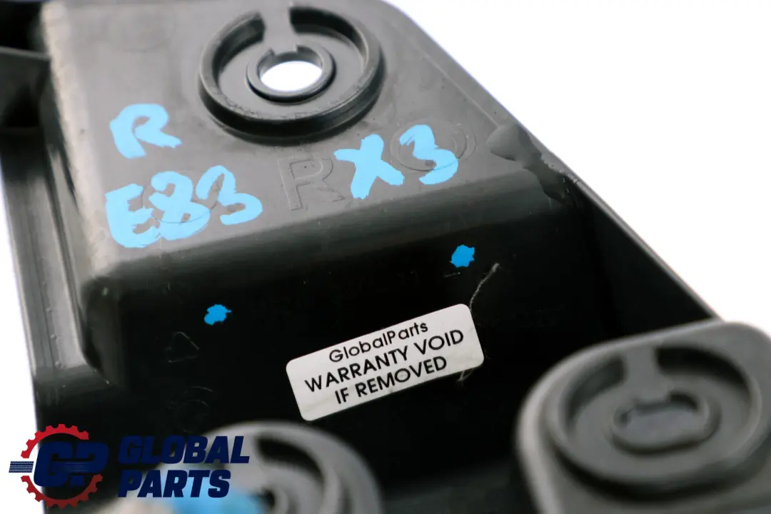 BMW E83 X3 Wspornik ślizg zderzaka prawy tył - SKU 3400956 - Numer Części 51123400956