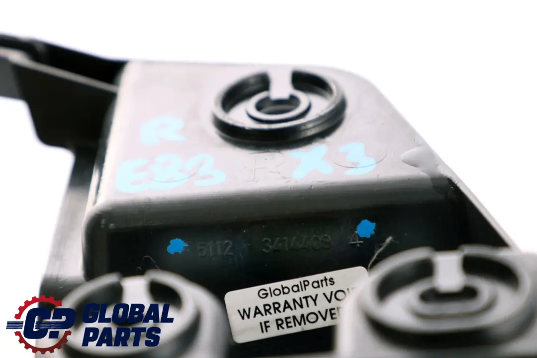 Registrazione Paraurti Posteriore Angolo Destra per BMW X3 E83 con numero di parte 51123400956 BMW X3 E83 Registrazione Paraurti Posteriore Angolo Destra - SKU 3400956 - Numero di parte 51123400956