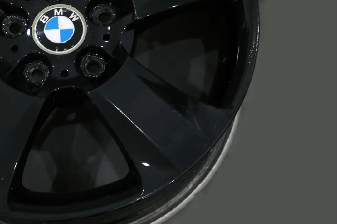 Schwarz Alu Felge Alufelge Sternspeiche 113 18" 8J ET:46 für BMW X3 er E83 mit Teilenummer 3401201 BMW X3 er E83 Schwarz Alu Felge Alufelge Sternspeiche 113 18" 8J ET:46 - SKU 3401201-4 - Teilenummer 3401201