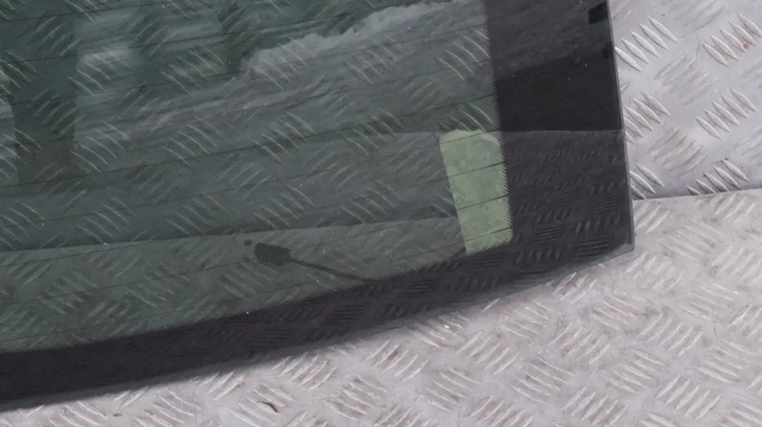 Szyba Tylna Tył Czarna AS3 do BMW X3 E83 o numerze 3401786 BMW X3 E83 Szyba Tylna Tył Czarna AS3 - SKU 3401786 - Numer Części 3401786