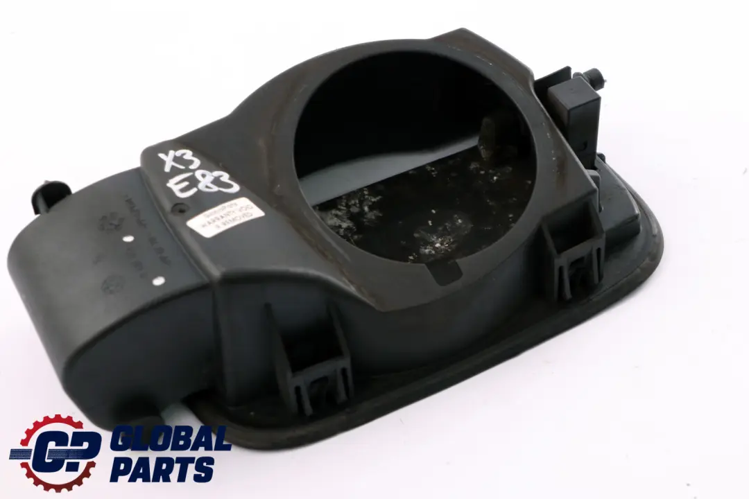 Tapa De La tapa del deposito De combustible Carcasa para BMW X3 E83 con número de pieza 3438033 BMW X3 E83 Tapa De La tapa del deposito De combustible Carcasa - SKU 3401815 - Número de pieza 3438033