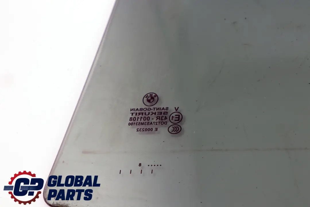 Finestrino Nero Portiera Posteriore Destra AS3 per BMW X3 E83 con numero di parte 3401866 BMW X3 E83 Finestrino Nero Portiera Posteriore Destra AS3 - SKU 3401866 - Numero di parte 3401866