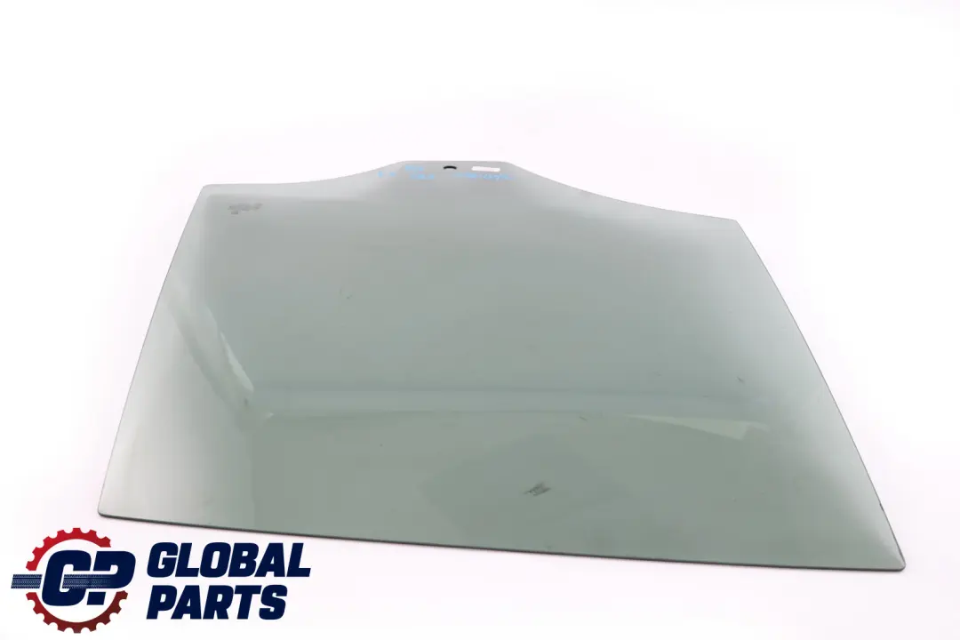 Finestrino Nero Portiera Posteriore Destra AS3 per BMW X3 E83 con numero di parte 3401866 BMW X3 E83 Finestrino Nero Portiera Posteriore Destra AS3 - SKU 3401866 - Numero di parte 3401866