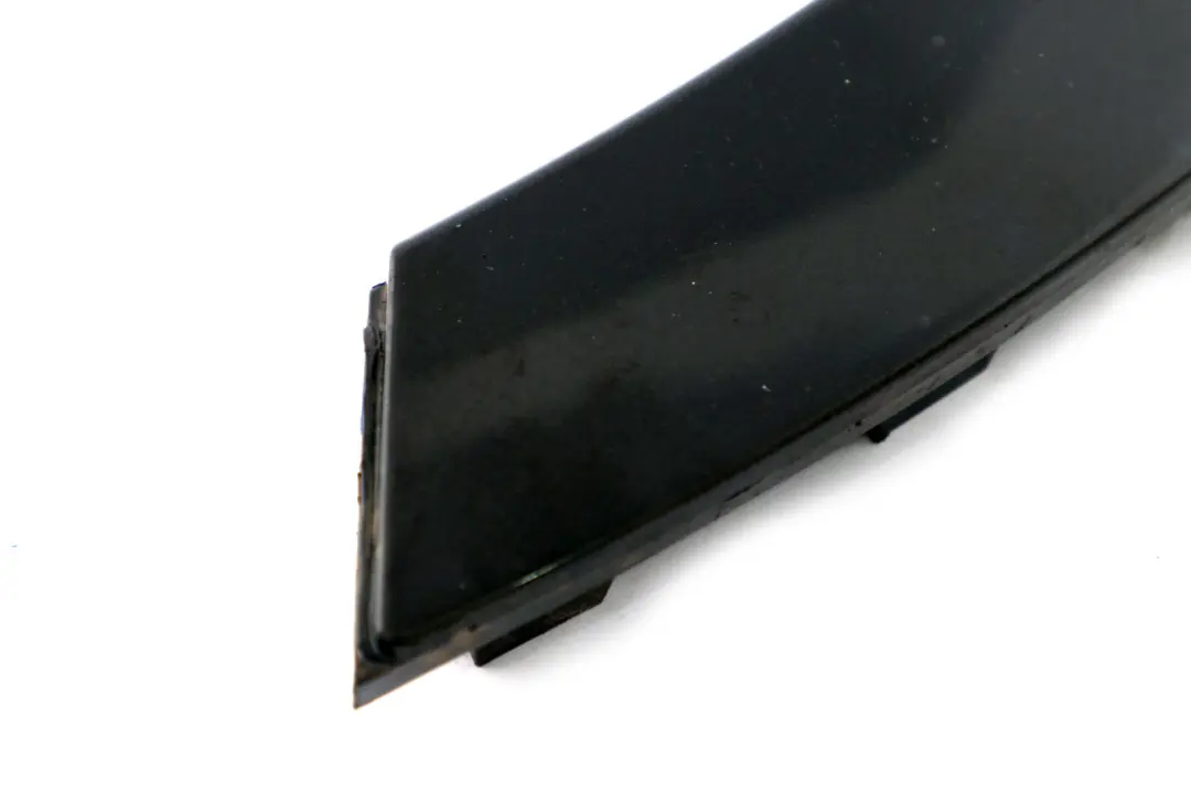 Stoßstange Blende Seitlich Vorne Rechts Schwarz Black Sapphire für BMW X3 er E83 mit Teilenummer 3401930 BMW X3 er E83 Stoßstange Blende Seitlich Vorne Rechts Schwarz Black Sapphire - SKU 3401930-BS - Teilenummer 3401930