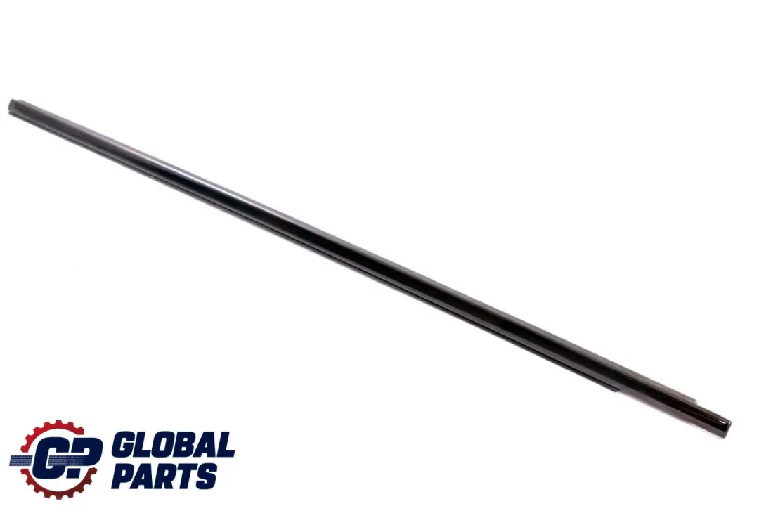 Puerta Delantera Derecha Tapa Canal Exterior Glanzschwarz Negro para BMW E83 con número de pieza 3402330 BMW E83 Puerta Delantera Derecha Tapa Canal Exterior Glanzschwarz Negro - SKU 3402330 - Número de pieza 3402330