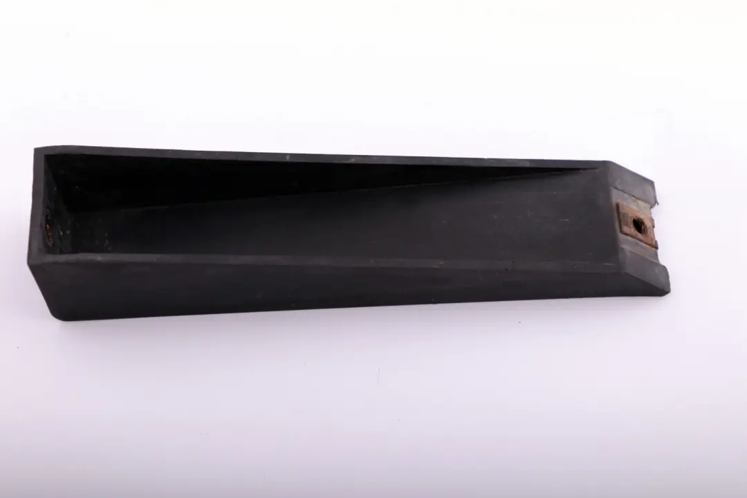 Support arrière pour pare chocs pour BMW X3 E83 à propos du numéro de pièce 3402383 BMW X3 E83 Support arrière pour pare chocs - SKU 3402383 - Numéro de pièce 3402383