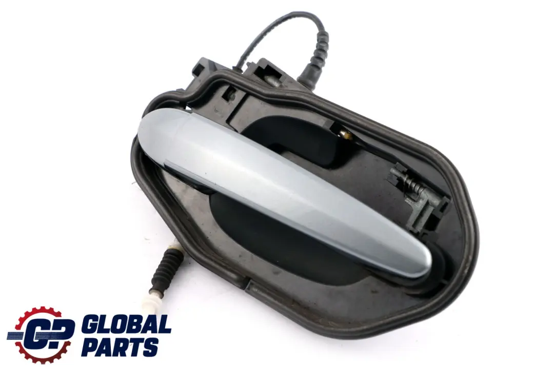 Right Grab Handle Door O/S Silbergrau Silver Grey A08 to BMW X3 Series E83 Rear with Part number 3402593 BMW X3 Series E83 Rear Right Grab Handle Door O/S Silbergrau Silver Grey A08 - SKU 3402593-SBG1 - Part number 3402593