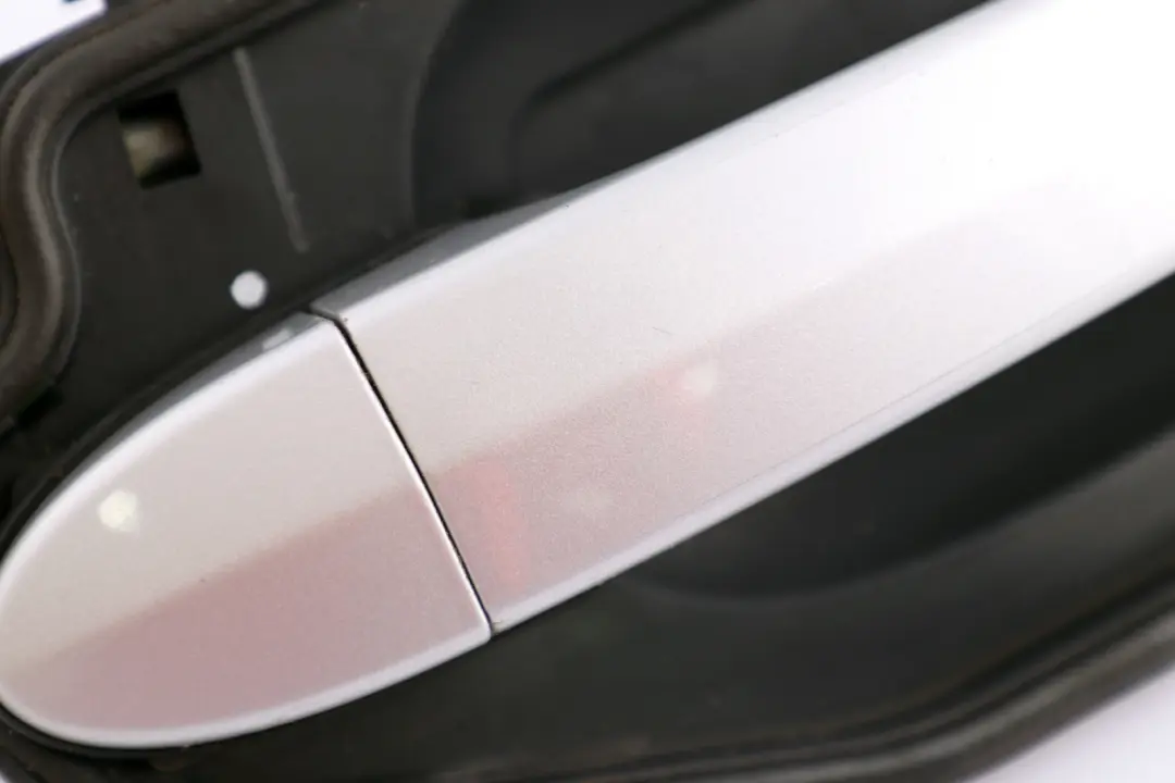 Reihe E83 E83N Bowdenzug Türschloss hinten Titansilber Silver für BMW X3 mit Teilenummer 3402593 BMW X3 Reihe E83 E83N Bowdenzug Türschloss hinten Titansilber Silver - SKU 3402593-TS1 - Teilenummer 3402593