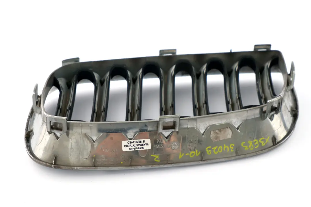 parachoques delantero rejilla central ri?on derecho O / S Chrome para BMW E83 con número de pieza 3402910 BMW E83 parachoques delantero rejilla central ri?on derecho O / S Chrome - SKU 3402910-1 - Número de pieza 3402910
