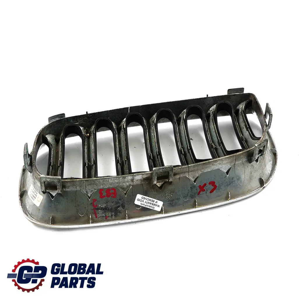 Griglia Ornamentale Fronte Destra Cromo 5113 per BMW X3 E83 con numero di parte 3402910 BMW X3 E83 Griglia Ornamentale Fronte Destra Cromo 5113 - SKU 3402910-2 - Numero di parte 3402910