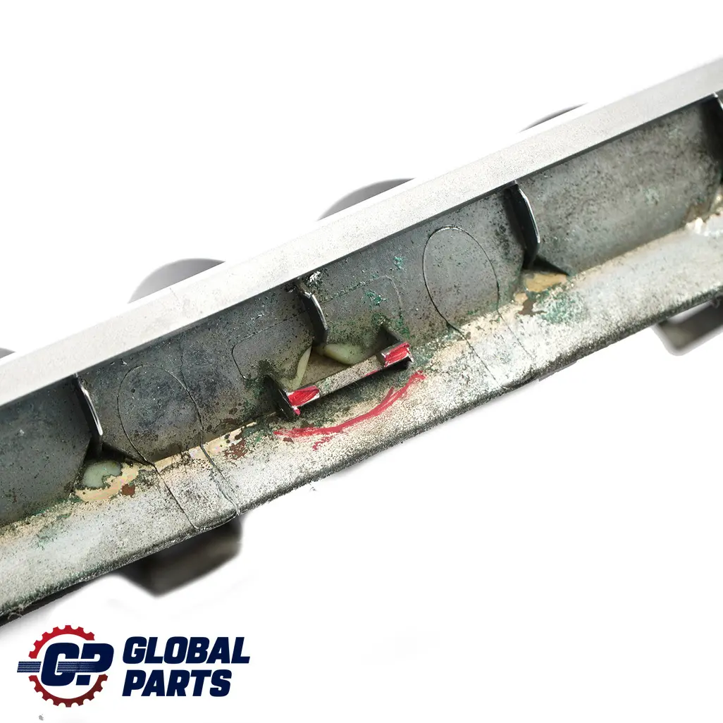 Griglia Ornamentale Fronte Destra Cromo 5113 per BMW X3 E83 con numero di parte 3402910 BMW X3 E83 Griglia Ornamentale Fronte Destra Cromo 5113 - SKU 3402910-2 - Numero di parte 3402910