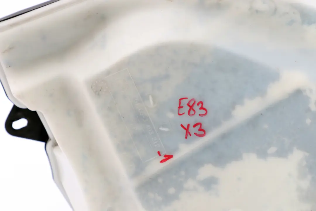 E83N LCI Dispositivo Limpiafaros Contenedor para BMW X3 E83 con número de pieza 3403212 BMW X3 E83 E83N LCI Dispositivo Limpiafaros Contenedor - SKU 3403212-1 - Número de pieza 3403212