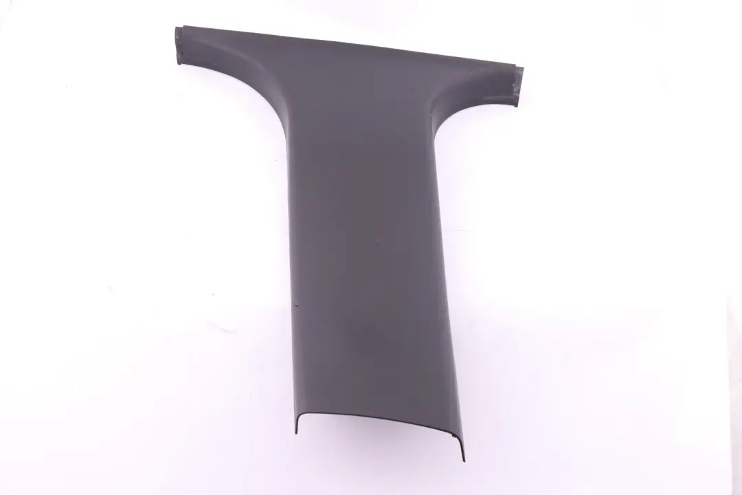 Rivestimento Colonna B Inferiore Sinistro Grigio Basalto 3330529 per BMW X3 E83 con numero di parte 3403325 BMW X3 E83 Rivestimento Colonna B Inferiore Sinistro Grigio Basalto 3330529 - SKU 3403325 - Numero di parte 3403325