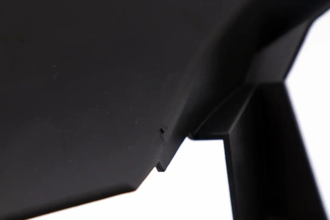 Tapa Columna D Parabrisas Ventana Trim Derecha Basaltgrau para BMW X3 E83 LCI con número de pieza 3403332 BMW X3 E83 LCI Tapa Columna D Parabrisas Ventana Trim Derecha Basaltgrau - SKU 3403332 - Número de pieza 3403332