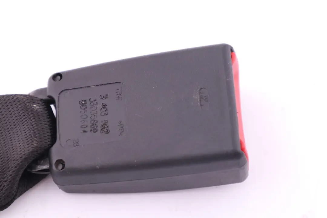 Boucle CeintureCeinture de securite Centrale Arriere pour BMW X3 Serie E83 LCI à propos du numéro de pièce 3403562 BMW X3 Serie E83 LCI Boucle CeintureCeinture de securite Centrale Arriere - SKU 3403562 - Numéro de pièce 3403562