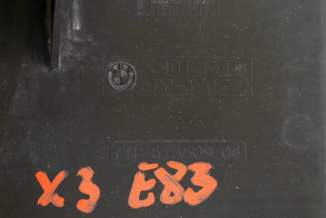 Support Motorraumabschirmung A Gauche pour BMW X3 E83 à propos du numéro de pièce 3404139 BMW X3 E83 Support Motorraumabschirmung A Gauche - SKU 3404139 - Numéro de pièce 3404139