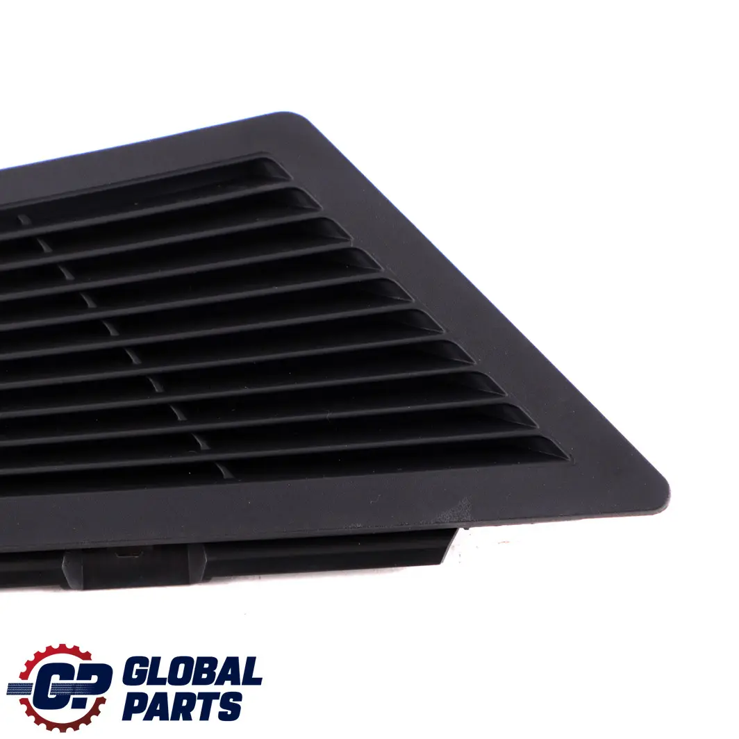 Lateral Trunk Panel Derecho Vent Antracita Trim Negro 3411754 para BMW E83 con número de pieza 3404376 BMW E83 Lateral Trunk Panel Derecho Vent Antracita Trim Negro 3411754 - SKU 3404376-1 - Número de pieza 3404376