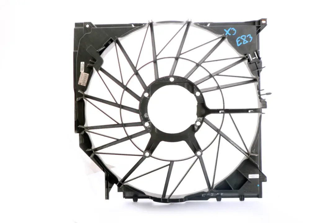 Carcasa del ventilador del radiador BMW X3 E83 Carcasa 3400022 para con número de pieza 3405078 Carcasa del ventilador del radiador BMW X3 E83 Carcasa 3400022 - SKU 3405078 - Número de pieza 3405078