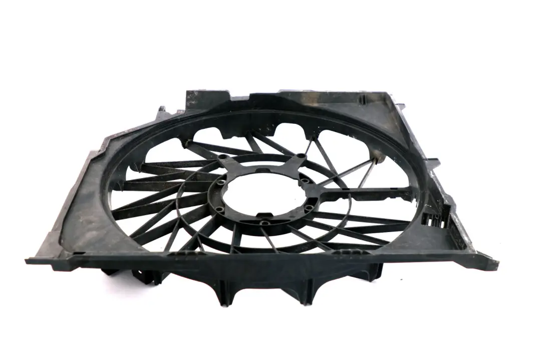 BMW X3 E83 Carénage de boîtier de ventilateur de radiateur 3400022 - SKU 3405078 - Numéro de pièce 3405078