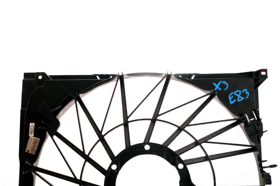 Carcasa del ventilador del radiador BMW X3 E83 Carcasa 3400022 para con número de pieza 3405078 Carcasa del ventilador del radiador BMW X3 E83 Carcasa 3400022 - SKU 3405078 - Número de pieza 3405078