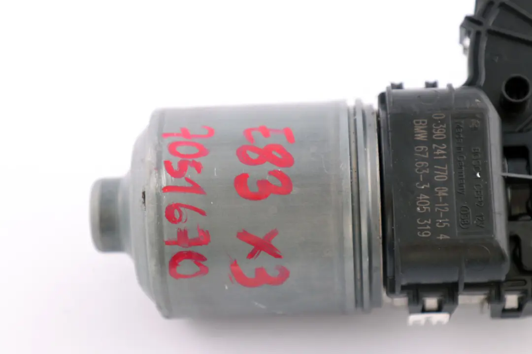 E83N LCI Motor Linkage Wiper System Motor 3405319 to BMW X3 Series E83 with Part number 7051670 BMW X3 Series E83 E83N LCI Motor Linkage Wiper System Motor 3405319 - SKU rhd-3405319 - Part number 7051670