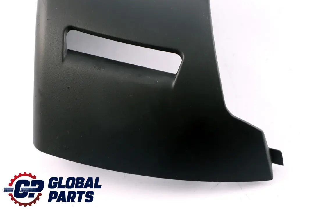 Cubre Cinturon Carrete Izquierdo Negro Antracita 3400511 para BMW E83 LCI con número de pieza 3405499 BMW E83 LCI Cubre Cinturon Carrete Izquierdo Negro Antracita 3400511 - SKU 3405499 - Número de pieza 3405499