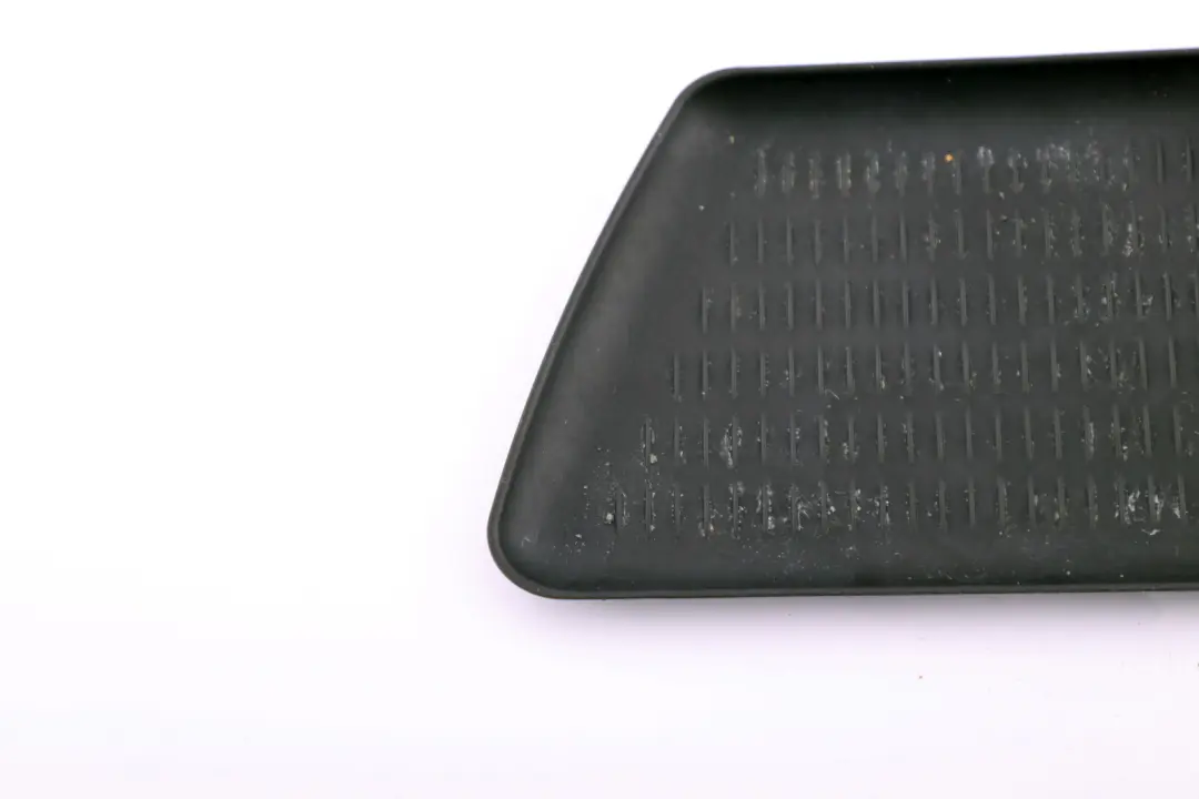 Stowage Compartment Rubber Centre Console to BMW X3 Series E83 with Part number 3405552 BMW X3 Series E83 Stowage Compartment Rubber Centre Console - SKU rhd-3405552 - Part number 3405552