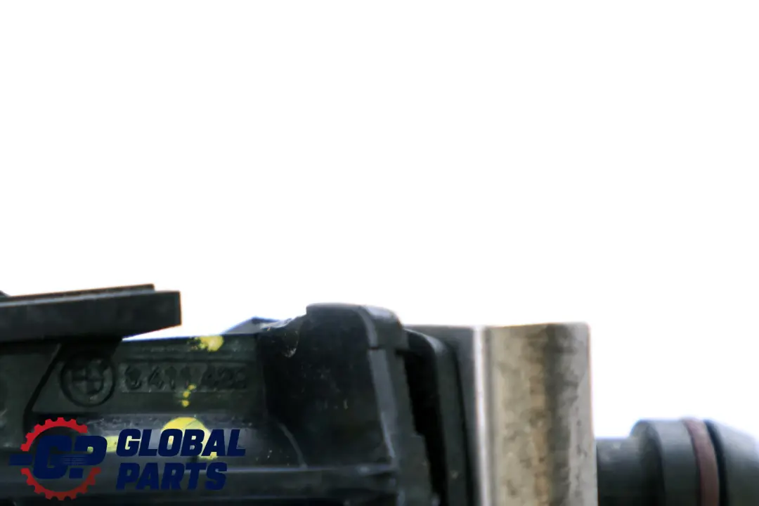 Headlight Lamp Cleaning Left Spray Nozzle N/S to BMW X3 Series E83 with Part number 3411429 BMW X3 Series E83 Headlight Lamp Cleaning Left Spray Nozzle N/S - SKU 3411429-1 - Part number 3411429