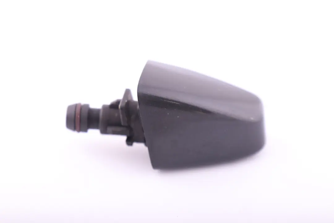 BMW E83 Nettoyage des phares et lampes Buse de pulvérisation droite Noir Saphir - SKU 3411430 - Numéro de pièce 3411430