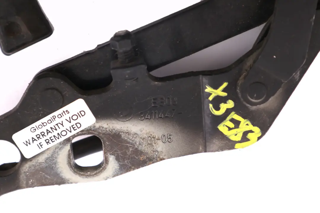 Cardine Lembo Anteriore SX Nero Black per BMW X3 E83 con numero di parte 3411447 BMW X3 E83 Cardine Lembo Anteriore SX Nero Black - SKU 3411447 - Numero di parte 3411447