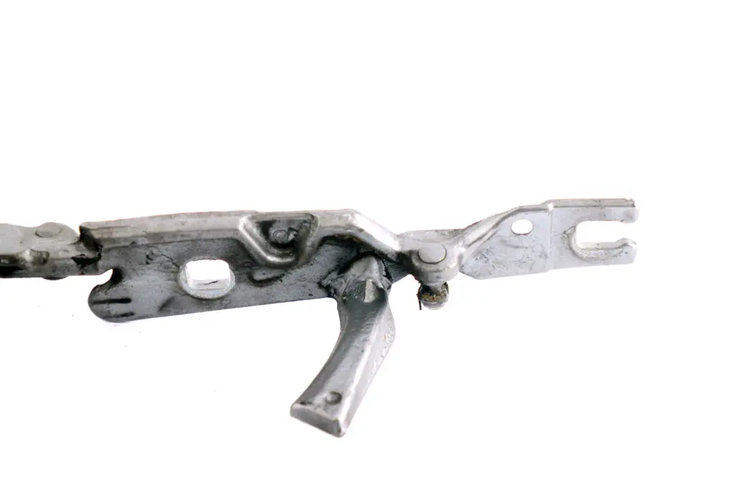 Charniere Rabat Droite Argent Titane Silver pour BMW X3 Serie E83 à propos du numéro de pièce 3411448 BMW X3 Serie E83 Charniere Rabat Droite Argent Titane Silver - SKU 3411448-3 - Numéro de pièce 3411448