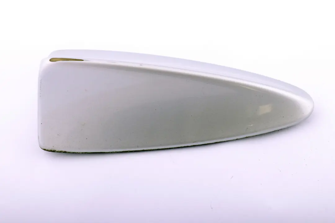 Antenna Da Tetto A Pinna Di Squalo Titansilber - 354 3411632 per BMW X3 E83 con numero di parte 3411453 BMW X3 E83 Antenna Da Tetto A Pinna Di Squalo Titansilber - 354 3411632 - SKU 3411453-TS - Numero di parte 3411453