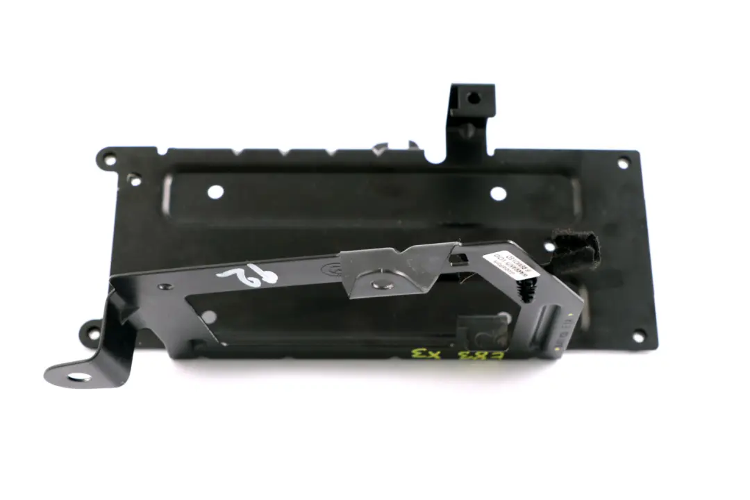 Supporto Telematics Controllo Unita / Ses 8410 per BMW X3 E83 con numero di parte 3411926 BMW X3 E83 Supporto Telematics Controllo Unita / Ses 8410 - SKU 3411926 - Numero di parte 3411926