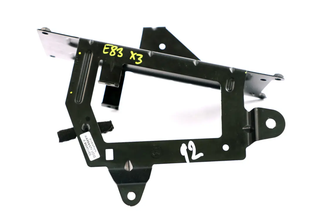 Support Telematique Unite de Commande / Ses 8410 pour BMW X3 E83 à propos du numéro de pièce 3411926 BMW X3 E83 Support Telematique Unite de Commande / Ses 8410 - SKU 3411926 - Numéro de pièce 3411926