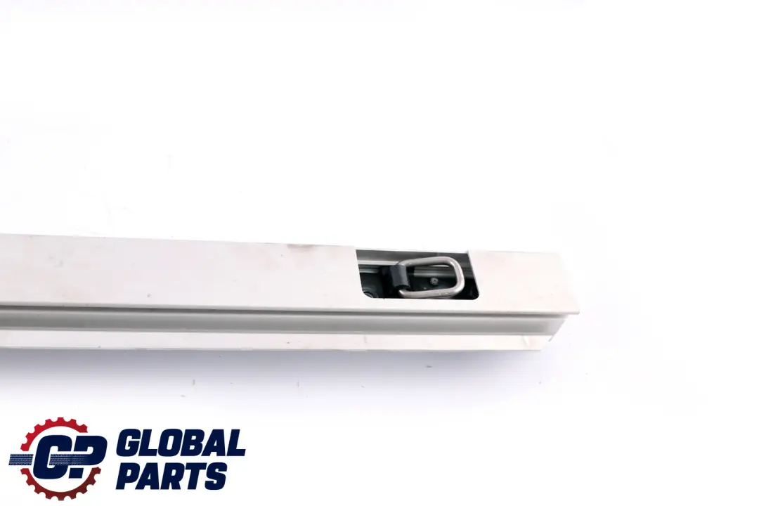 BMW E83 Boot Trunk Lid Tailgate Right Lashing Rail - SKU 3411942 - Número de pieza 3411942