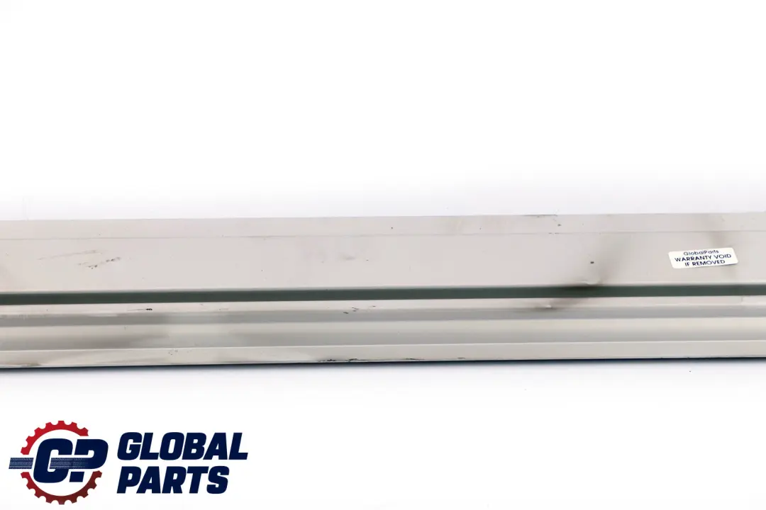 BMW X3 E83 Bac de coffre, couvercle de hayon, rail d'arrimage droit O/S - SKU 3411942 - Numéro de pièce 3411942