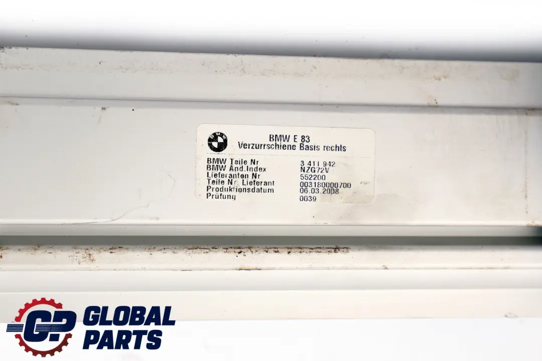 BMW X3 E83 Bac de coffre, couvercle de hayon, rail d'arrimage droit O/S - SKU 3411942 - Numéro de pièce 3411942