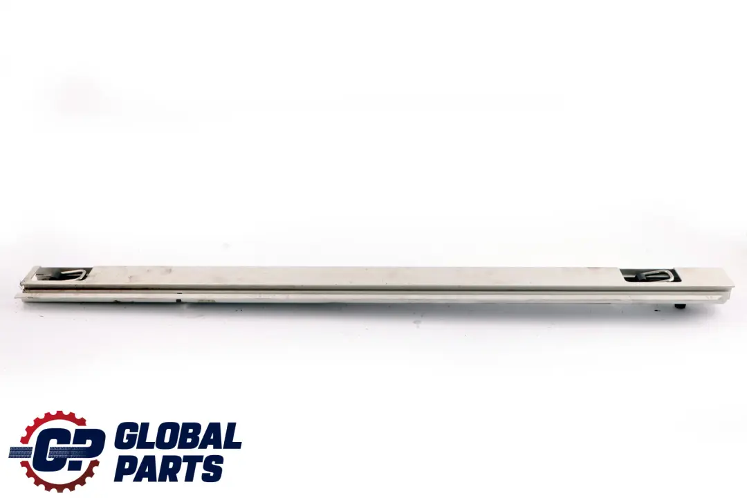 Boot Trunk Lid Tailgate Right Lashing Rail para BMW E83 con número de pieza 3411942 BMW E83 Boot Trunk Lid Tailgate Right Lashing Rail - SKU 3411942 - Número de pieza 3411942