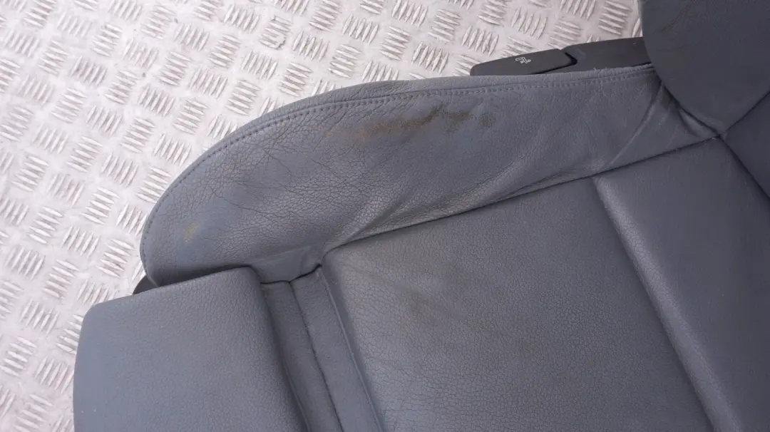 Front Right O/S Sport Seat Grey Blue Graublau Leather to BMW X3 Series E83 with Part number 3412154 BMW X3 Series E83 Front Right O/S Sport Seat Grey Blue Graublau Leather - SKU 3412154 - Part number 3412154