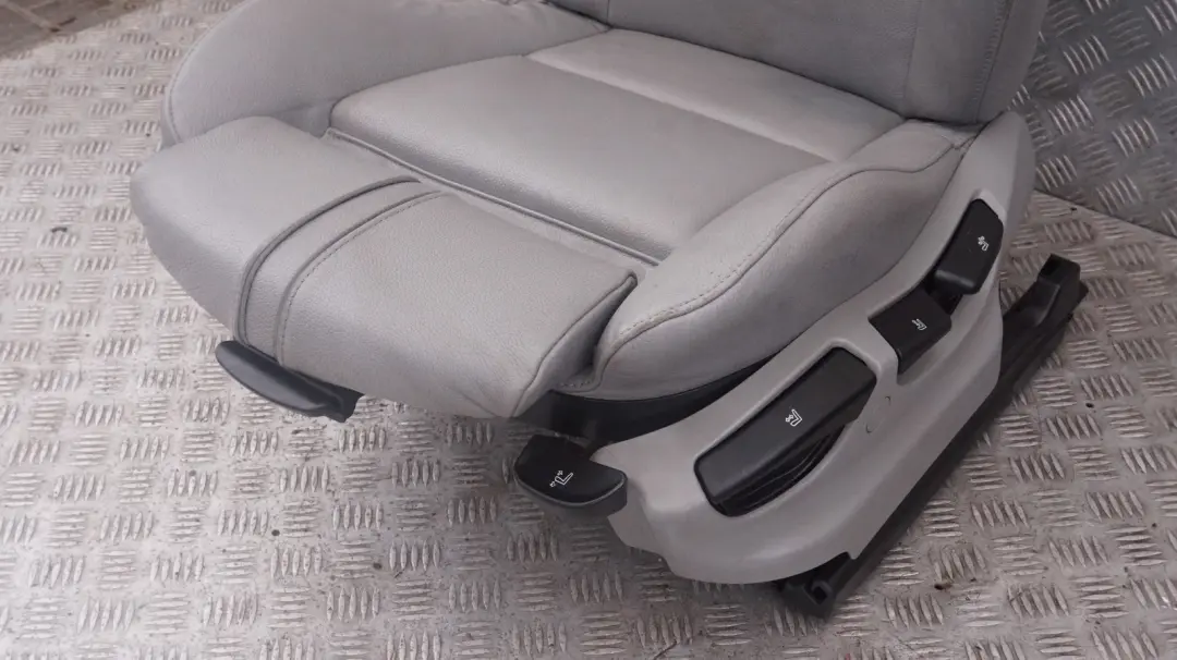 Front Left N/S Sports Leather Seat Ambiente Grey to BMW X3 Series E83 with Part number 3412155 BMW X3 Series E83 Front Left N/S Sports Leather Seat Ambiente Grey - SKU 3412155-2 - Part number 3412155