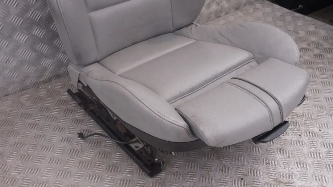 Front Left N/S Sports Leather Seat Ambiente Grey to BMW X3 Series E83 with Part number 3412155 BMW X3 Series E83 Front Left N/S Sports Leather Seat Ambiente Grey - SKU 3412155-2 - Part number 3412155