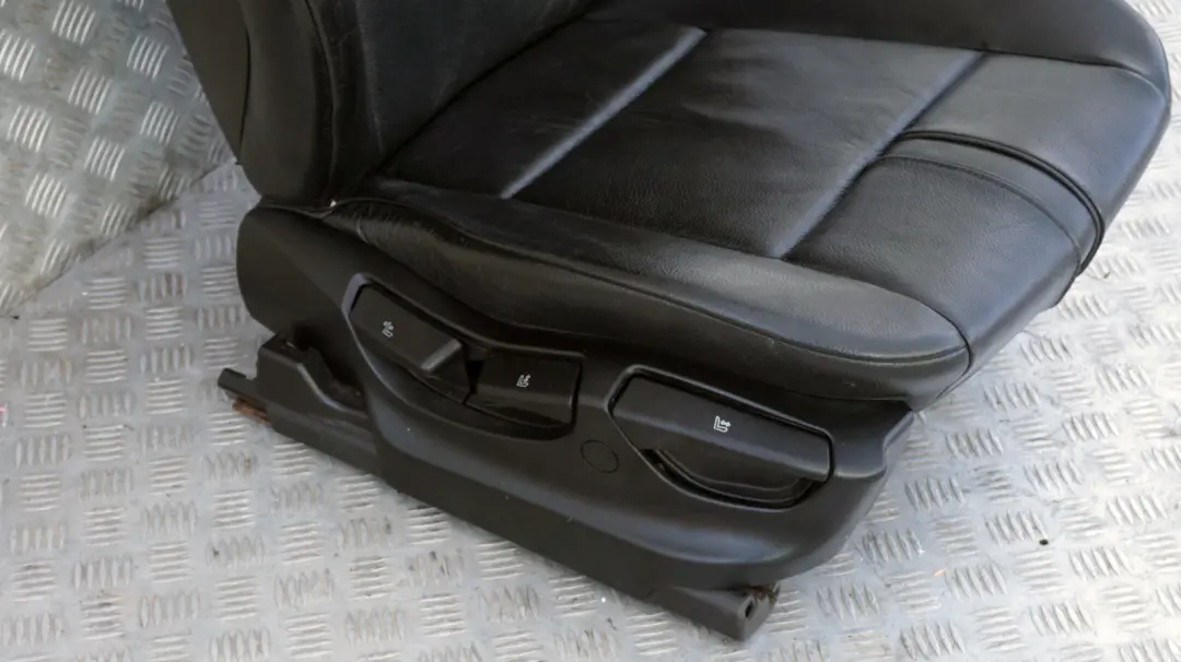 Leather Front Right O/S Seat Ambiente BMW X3 Series E83 Black - SKU 3412213-1 - Part number 3412213