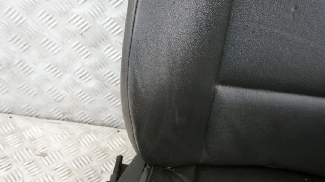 Heated Black Leather Front Right O/S Seat Driver Side to BMW X3 Series E83 with Part number 3412213 BMW X3 Series E83 Heated Black Leather Front Right O/S Seat Driver Side - SKU 3412213-3 - Part number 3412213