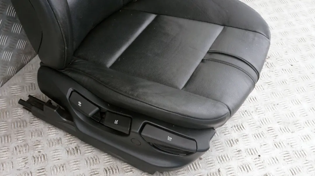 Heated Black Leather Front Right O/S Seat Driver Side to BMW X3 Series E83 with Part number 3412213 BMW X3 Series E83 Heated Black Leather Front Right O/S Seat Driver Side - SKU 3412213-3 - Part number 3412213