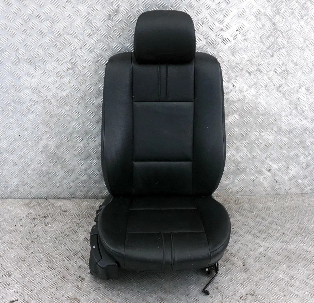 BMW X3 Series E83 Heated Black Leather Front Right O/S Seat Driver Side
