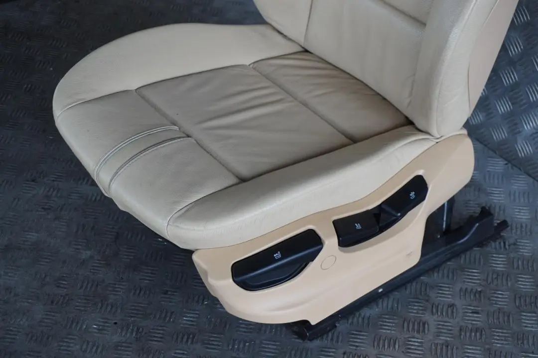 Beige Leather Interior Front Left N/S Seat to BMW X3 Series E83 with Part number 3412758 BMW X3 Series E83 Beige Leather Interior Front Left N/S Seat - SKU 3412758-1 - Part number 3412758
