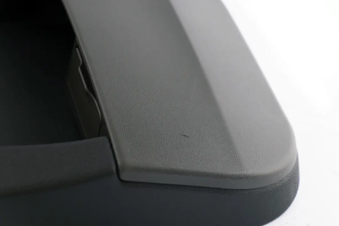 Rivestimento scheda porta posteriore destra Pelle Nero Grigio per BMW X3 E83 con numero di parte 3412990 BMW X3 E83 Rivestimento scheda porta posteriore destra Pelle Nero Grigio - SKU 3412990 - Numero di parte 3412990